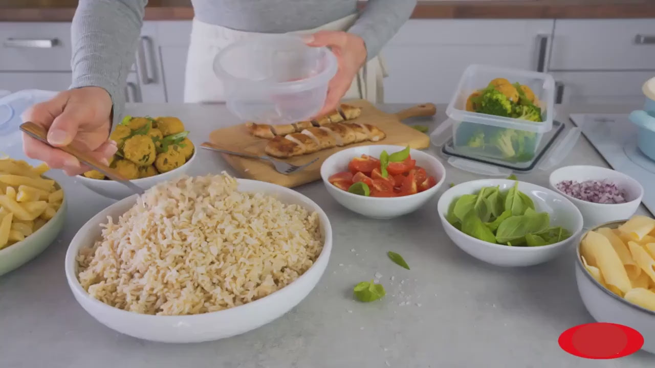 Set of 16 Food Storage Containers in Five Different Sizes